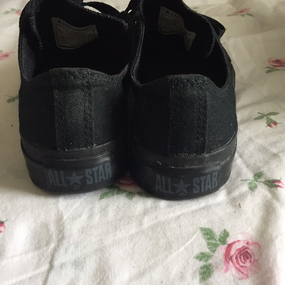 Converse - Picture 3 of 6